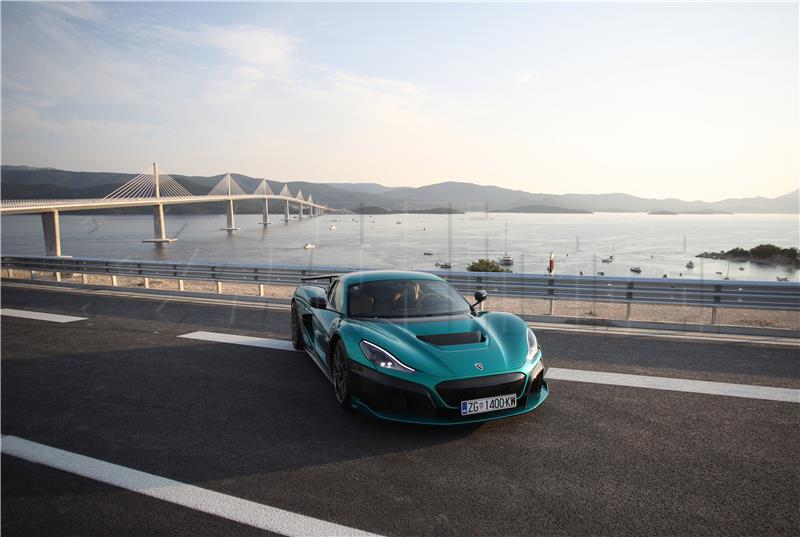 Izvozni Portal Nevera Sa 412 Km H Najbrži Serijski Auto Na Svijetu